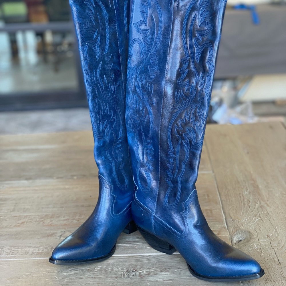 NWOT Jeffrey Campbell Free People Finn Tall Western Boot in Blue EU 37 no box.